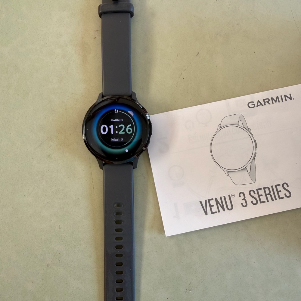 garmin Venu 3s smartwatch 41mm pebble Gray